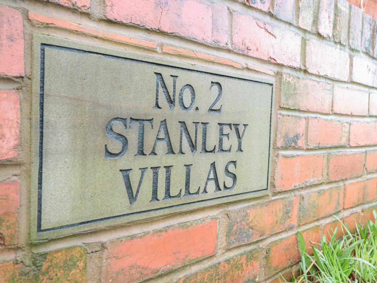 2 Stanley Villas เฮริฟอร์ด ภายนอก รูปภาพ